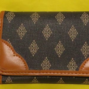 NWT PATZINO SIGNATURE DIAMOND EDITION WALLET PURSE